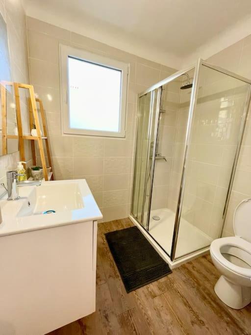 Beautiful Apartment 200M From Beach Кане Экстерьер фото